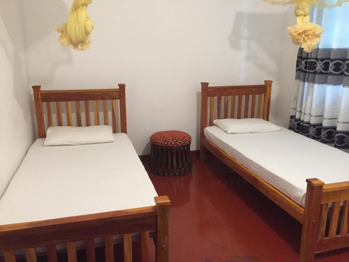 Best Hostel Yala Tissamaharama Eksteriør billede
